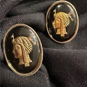 Vintage Black and Gold Egyptian or Greek cuff links